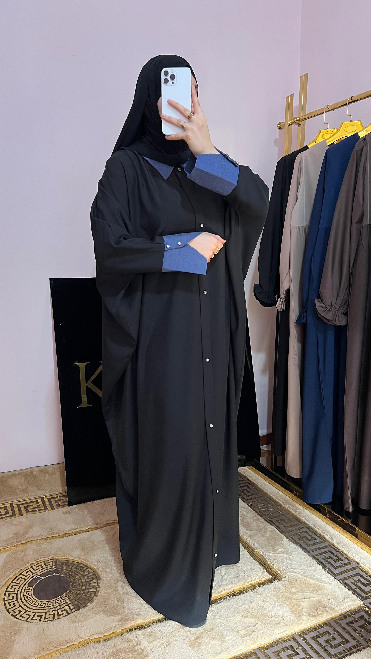 العباءة الياسمين