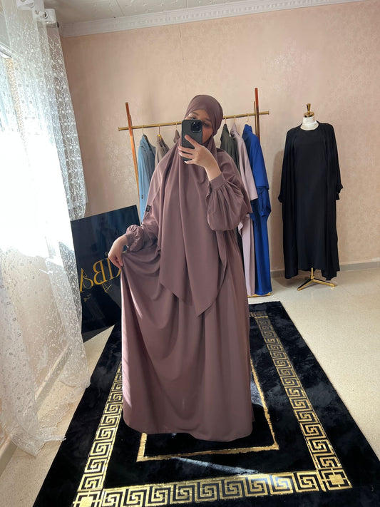 حجاب مع اسدال بنفسجي