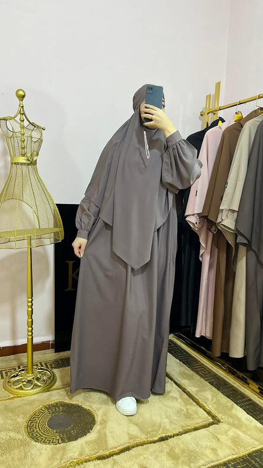 حجاب بنفسجي فاتح